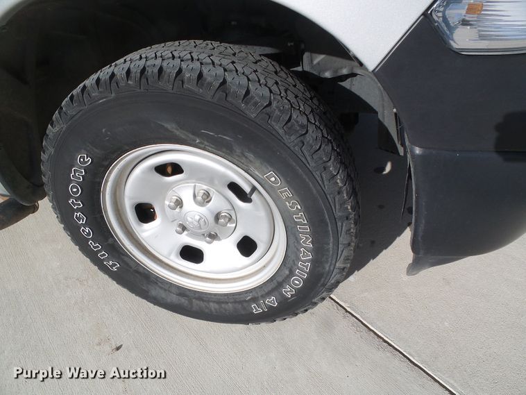 image for item DG0403 2014 Dodge Ram 1500 Crew Cab pickup truck