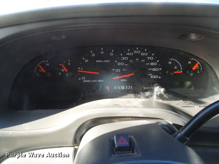 image for item DG0404 2005 Ford E450 ambulance