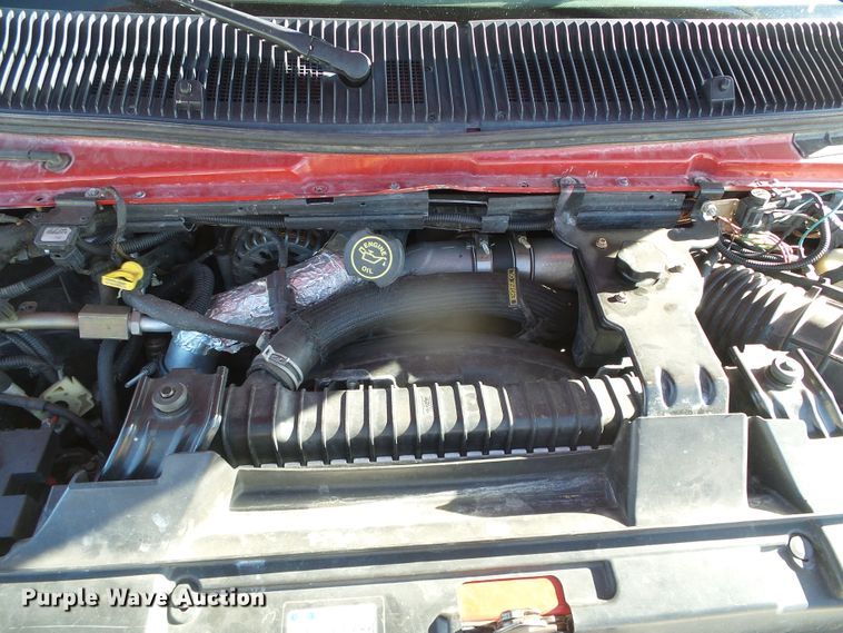 image for item DG0404 2005 Ford E450 ambulance