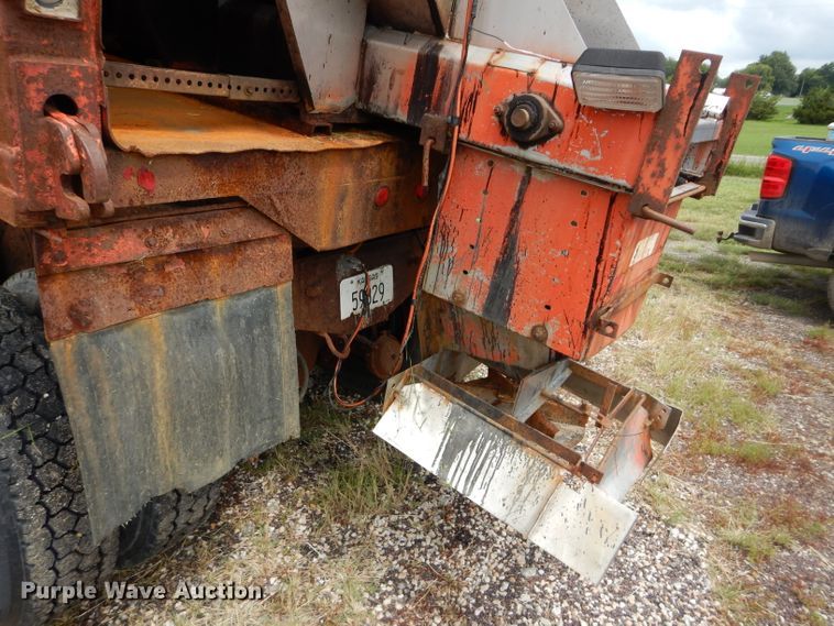 image for item DH2514 1991 International 4900 dump truck