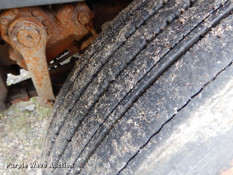 image for item DH2514 1991 International 4900 dump truck