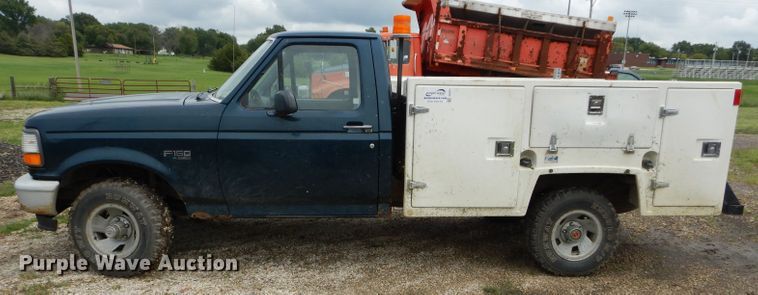 image for item DH2515 1994 Ford F150 utility bed pickup truck