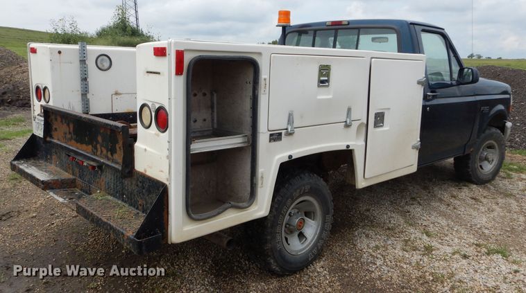 image for item DH2515 1994 Ford F150 utility bed pickup truck