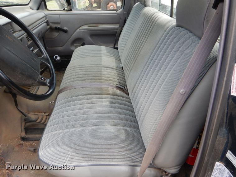 image for item DH2515 1994 Ford F150 utility bed pickup truck