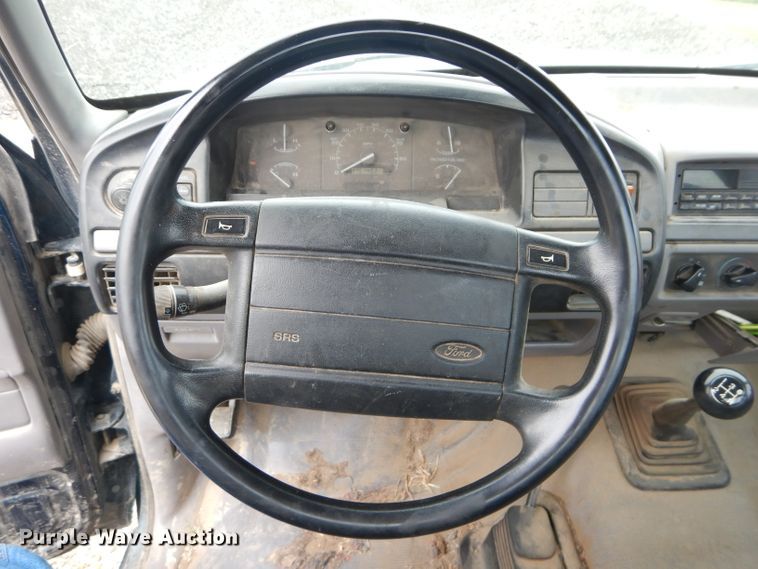 image for item DH2515 1994 Ford F150 utility bed pickup truck