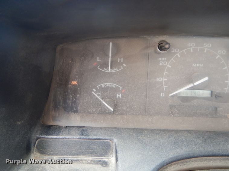 image for item DH2515 1994 Ford F150 utility bed pickup truck