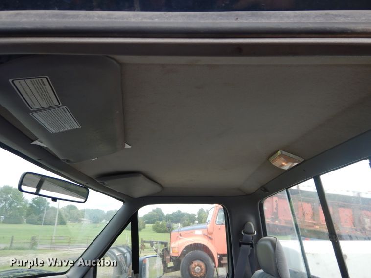 image for item DH2515 1994 Ford F150 utility bed pickup truck