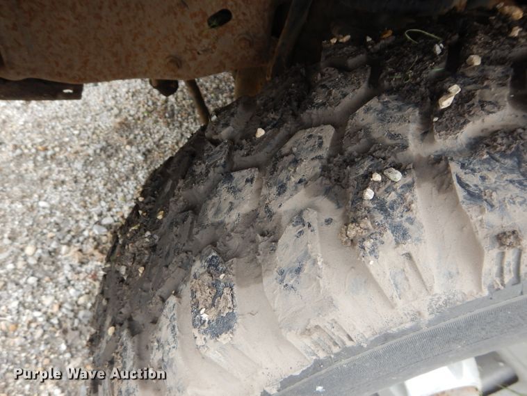 image for item DH2515 1994 Ford F150 utility bed pickup truck