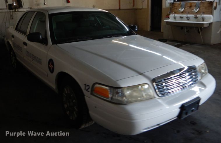 image for item DH5057 2003 Ford Crown Victoria Police Interceptor