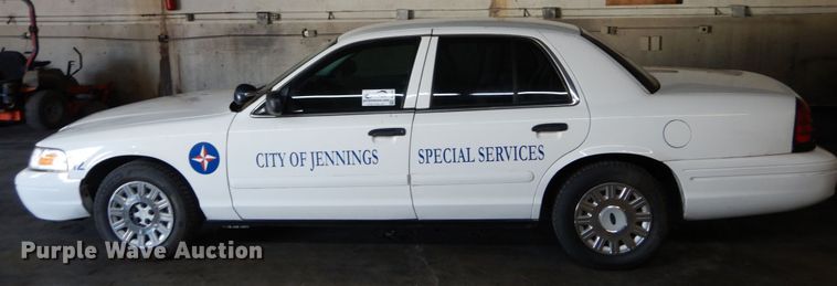 image for item DH5057 2003 Ford Crown Victoria Police Interceptor