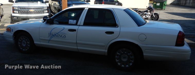 image for item DH5058 2005 Ford Crown Victoria Police Interceptor