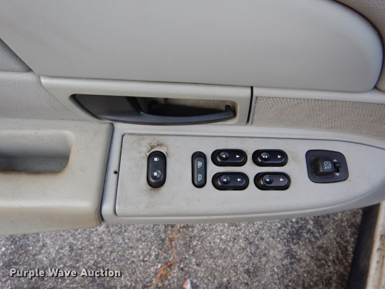 image for item DH5058 2005 Ford Crown Victoria Police Interceptor