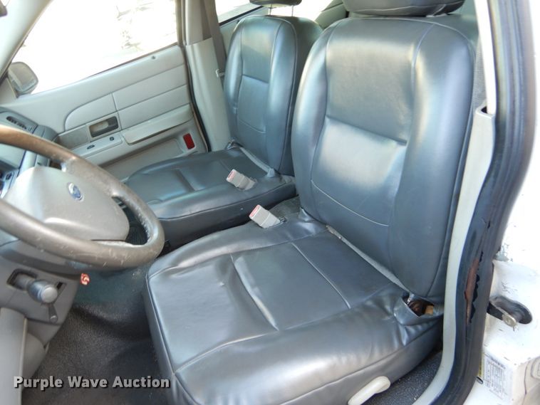 image for item DH5058 2005 Ford Crown Victoria Police Interceptor