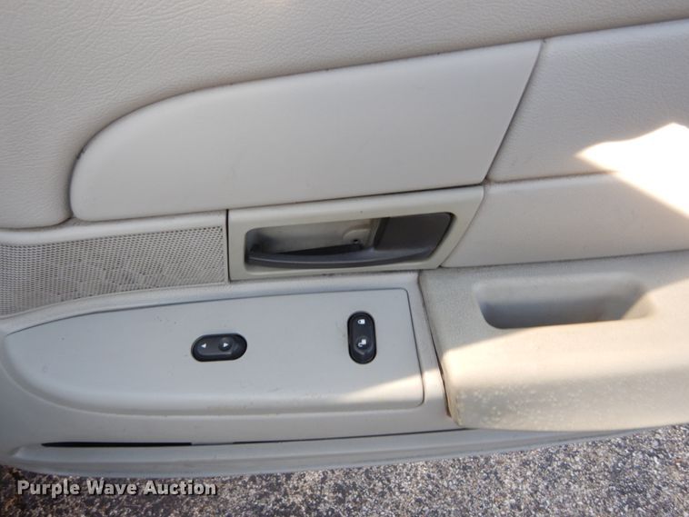 image for item DH5058 2005 Ford Crown Victoria Police Interceptor