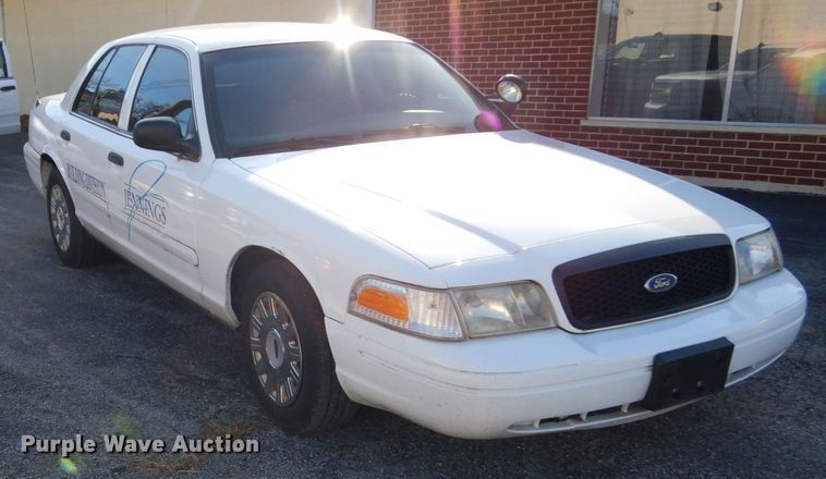 image for item DH5059 2005 Ford Crown Victoria Police Interceptor