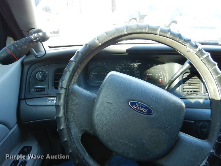 image for item DH5059 2005 Ford Crown Victoria Police Interceptor