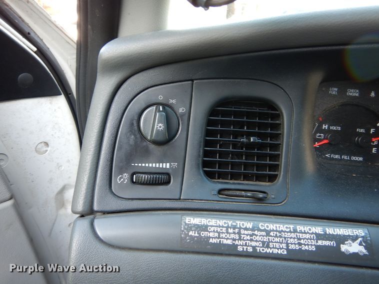 image for item DH5059 2005 Ford Crown Victoria Police Interceptor