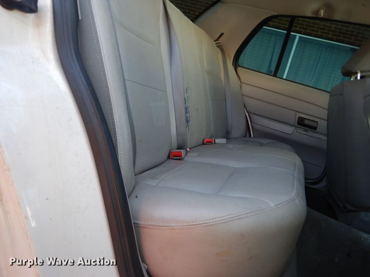 image for item DH5059 2005 Ford Crown Victoria Police Interceptor