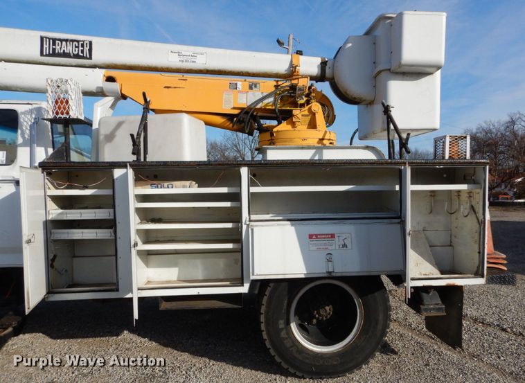 image for item DH5060 1994 Ford F600 bucket truck