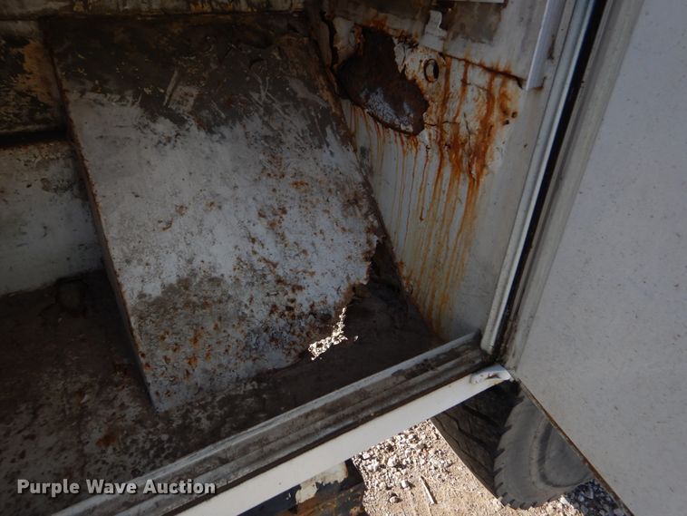 image for item DH5060 1994 Ford F600 bucket truck