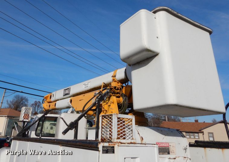 image for item DH5060 1994 Ford F600 bucket truck