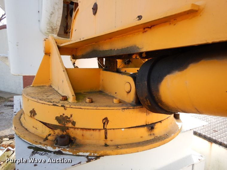 image for item DH5060 1994 Ford F600 bucket truck