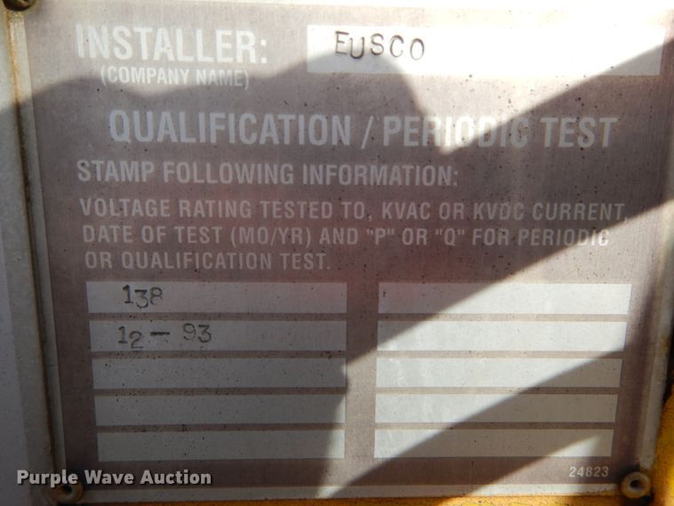 image for item DH5060 1994 Ford F600 bucket truck