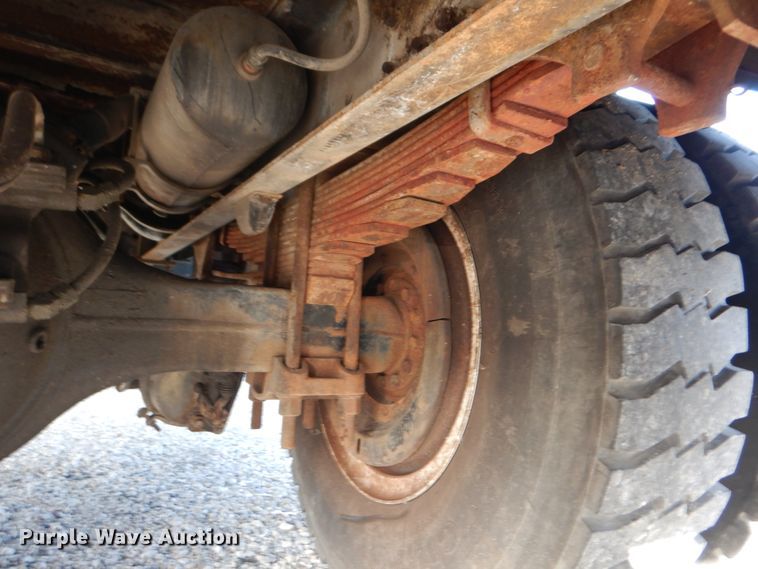 image for item DH5060 1994 Ford F600 bucket truck