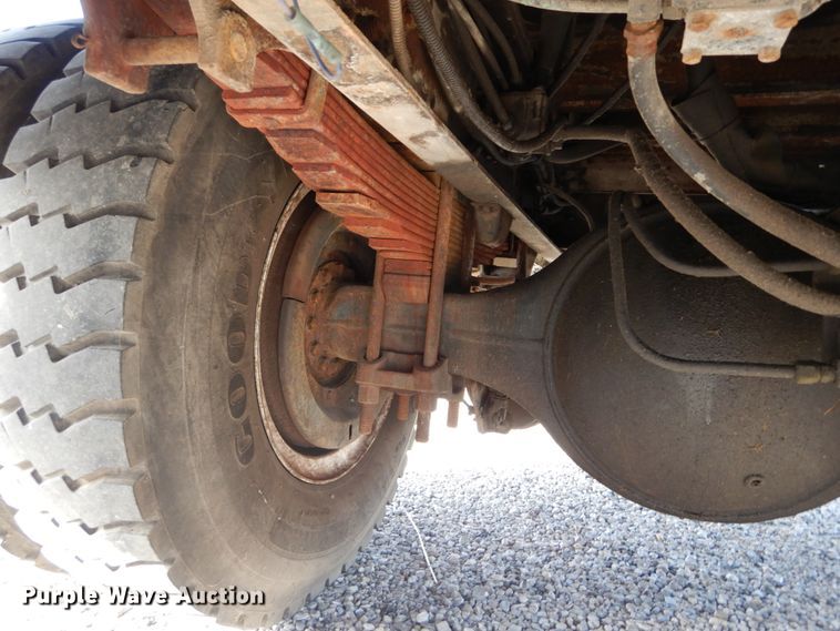 image for item DH5060 1994 Ford F600 bucket truck