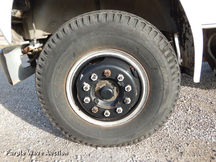 image for item DH5060 1994 Ford F600 bucket truck