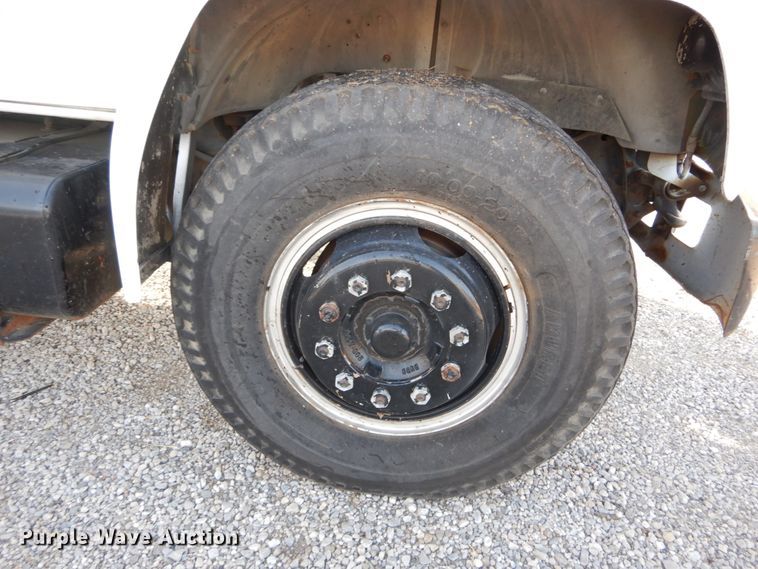 image for item DH5060 1994 Ford F600 bucket truck