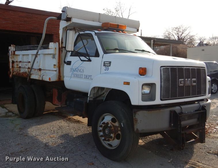 image for item DH5061 1999 GMC C7500 dump truck