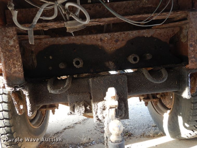 image for item DH5061 1999 GMC C7500 dump truck