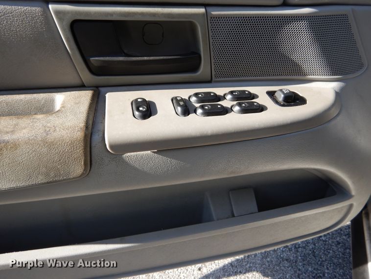 image for item DH5066 2005 Ford Crown Victoria Police Interceptor