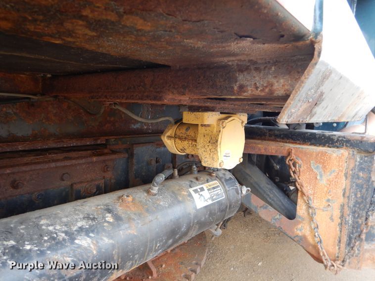 image for item EC9230 2008 Sterling LT8500 dump truck