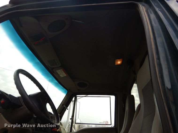 image for item EC9230 2008 Sterling LT8500 dump truck