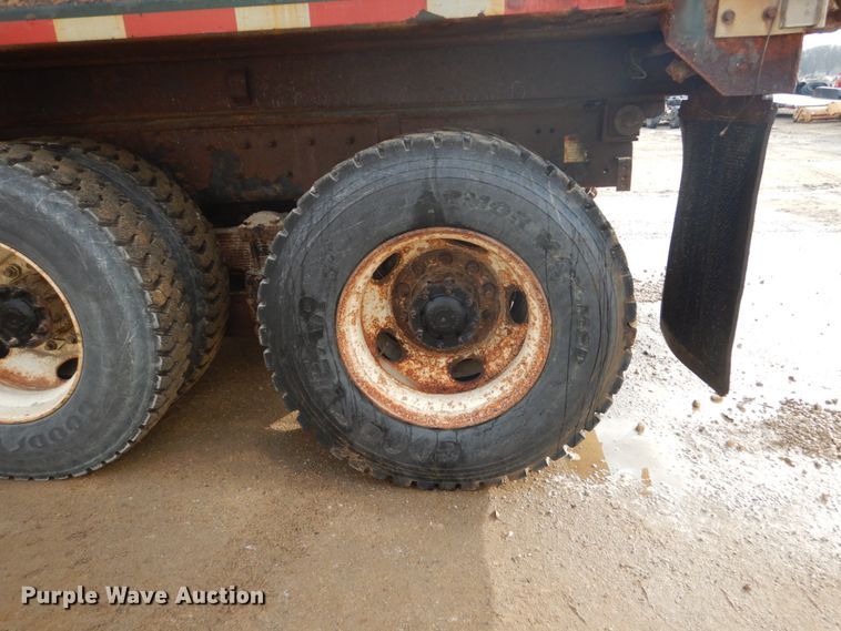 image for item EC9230 2008 Sterling LT8500 dump truck