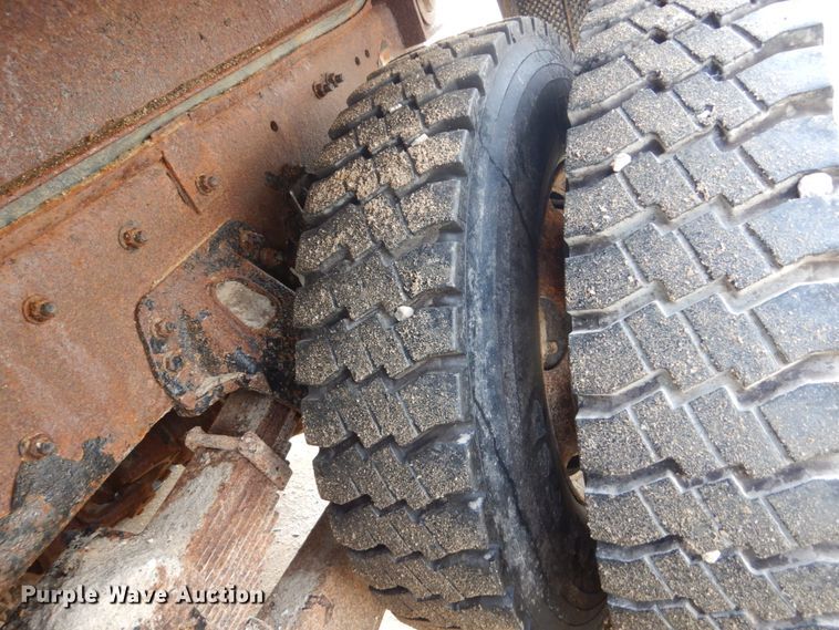 image for item EC9230 2008 Sterling LT8500 dump truck