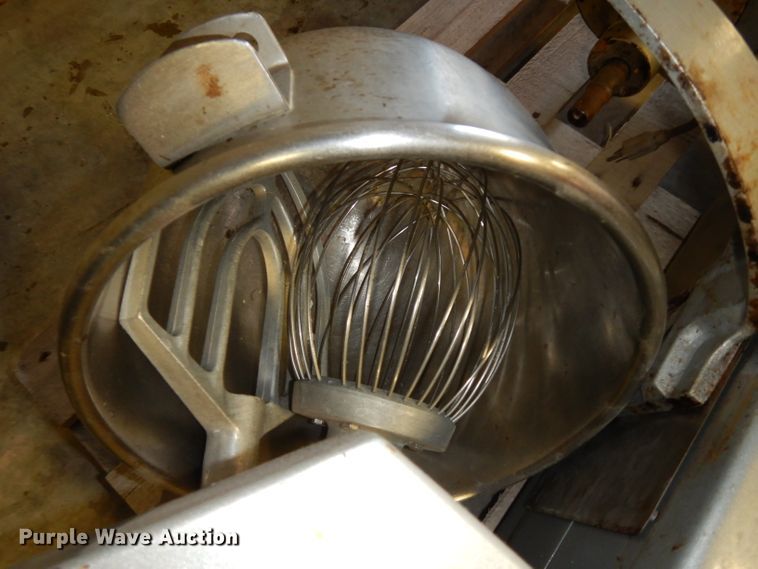 image for item FD9683 Univex M20 mixer