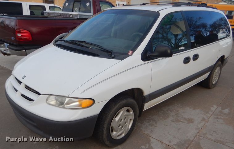 image for item FG9866 1997 Dodge Grand Caravan SE van