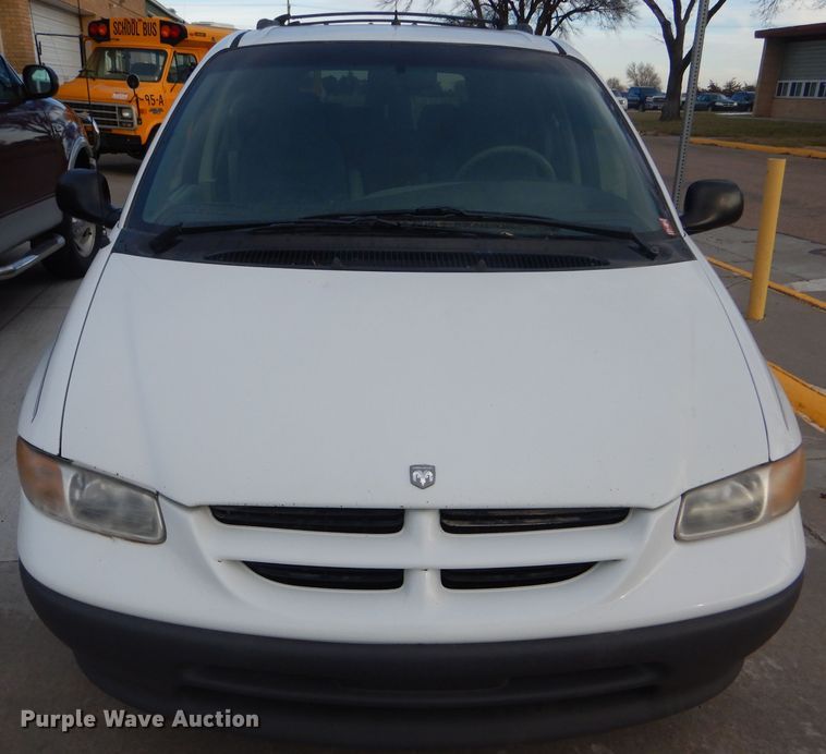 image for item FG9866 1997 Dodge Grand Caravan SE van