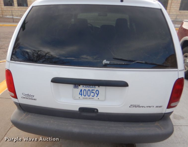 image for item FG9866 1997 Dodge Grand Caravan SE van