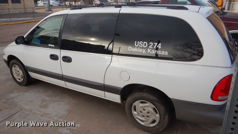image for item FG9866 1997 Dodge Grand Caravan SE van