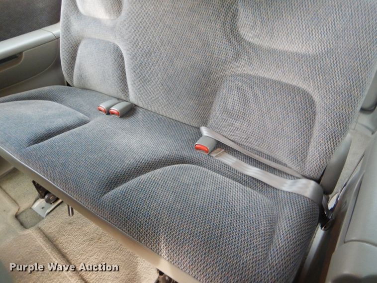 image for item FG9866 1997 Dodge Grand Caravan SE van