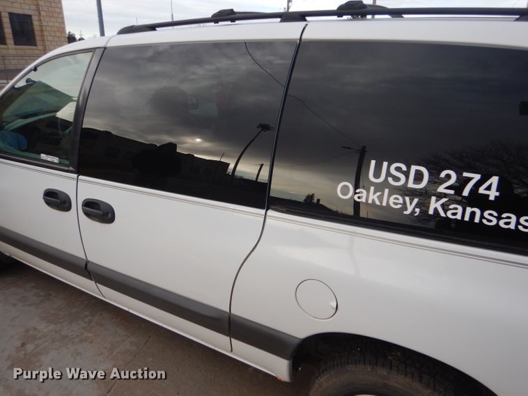 image for item FG9866 1997 Dodge Grand Caravan SE van