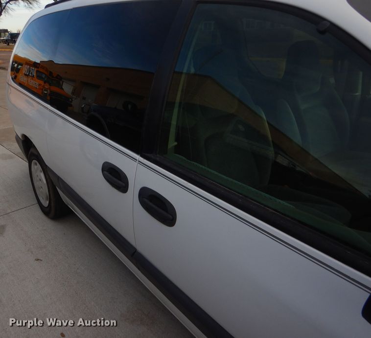 image for item FG9866 1997 Dodge Grand Caravan SE van