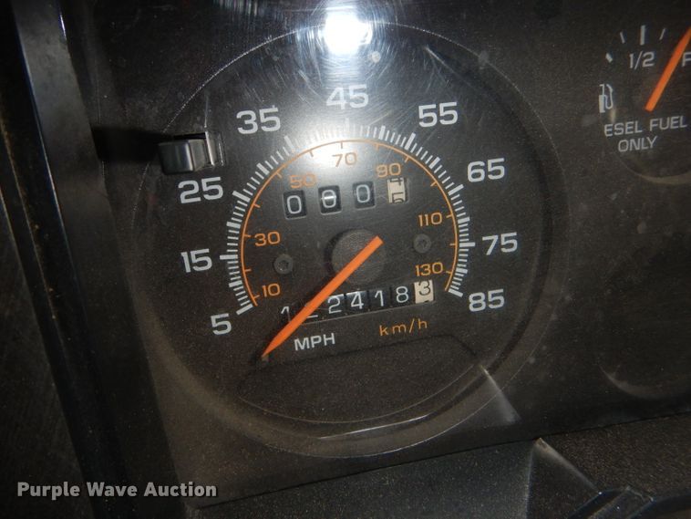 image for item FG9867 1995 Chevrolet G30 school bus