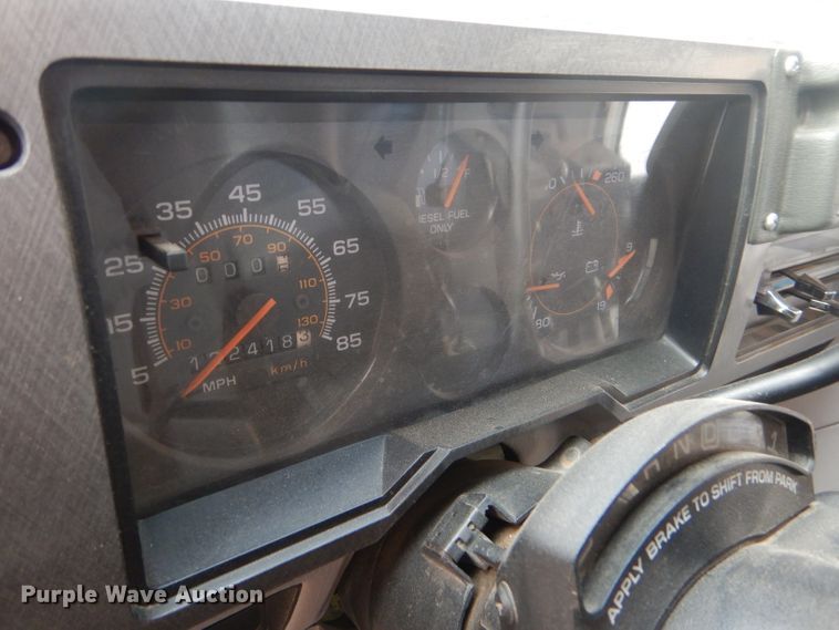 image for item FG9867 1995 Chevrolet G30 school bus