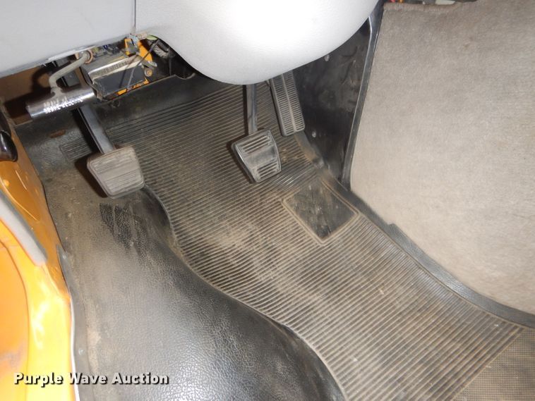 image for item FG9867 1995 Chevrolet G30 school bus