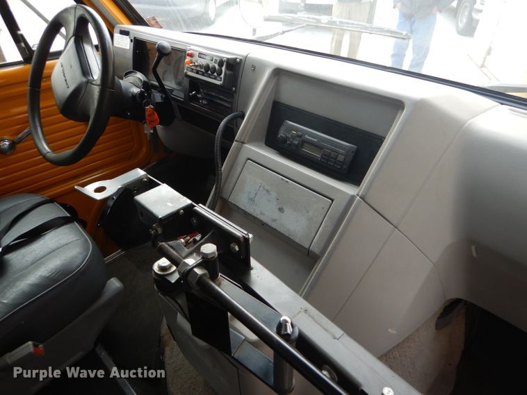 image for item FG9867 1995 Chevrolet G30 school bus